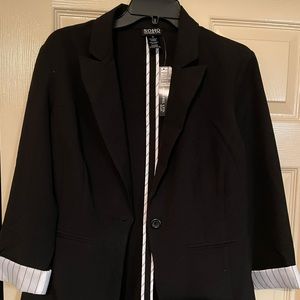 Black fitted lined blazer